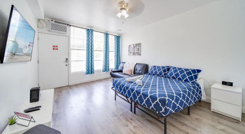 マイアミビーチ Steps 2 Beach, Ocean Drive Deco Apt w/2 Queen Beds 4つ星 宿泊施設 眺望