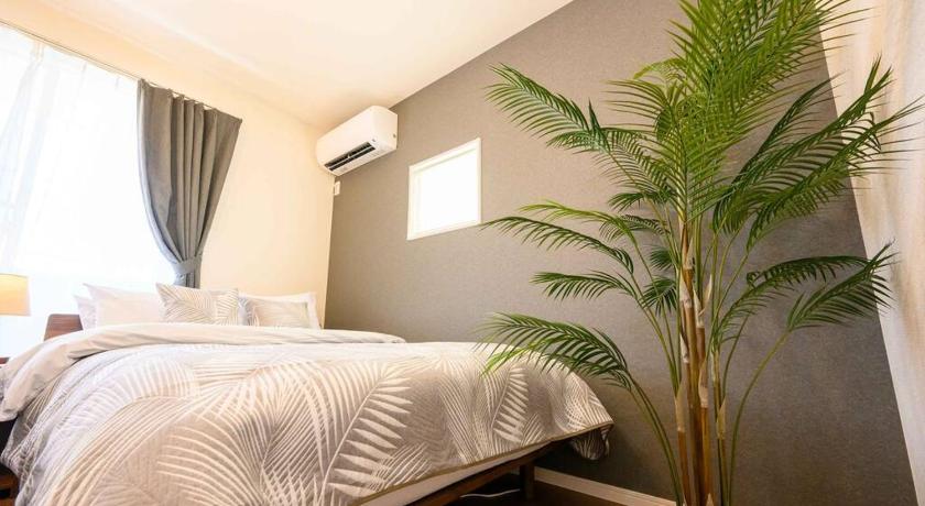 沖縄本島 Paradiso北谷 4つ星 シングルルーム レストラン