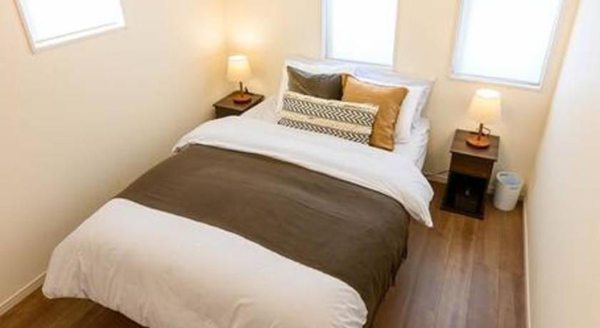 沖縄本島 Paradiso北谷 4つ星 シングルルーム プール