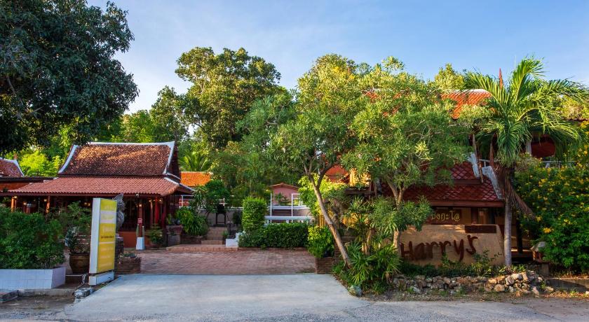 Harry's bungalow & Restaurant - image 39