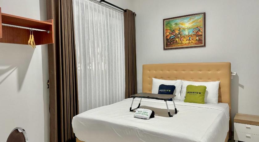 Urbanview Syariah near Stadion Manahan Solo – Surakarta (Solo), SD