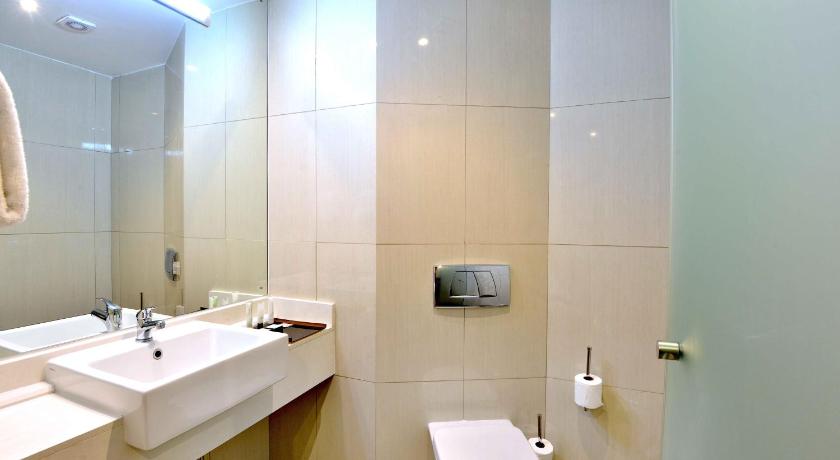 Image of Suite Room 16