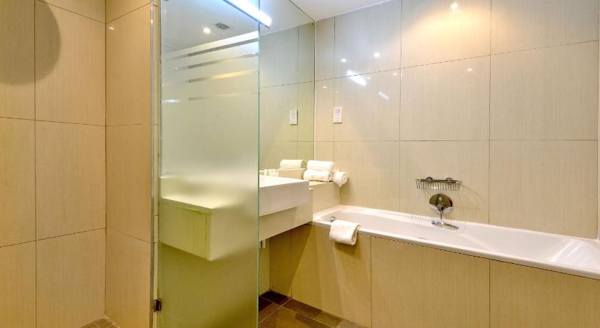 Image of Suite Room 13