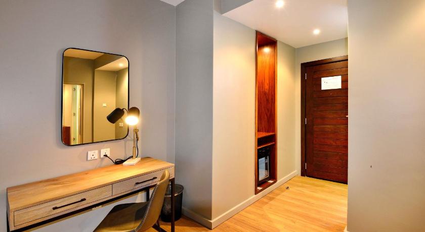 Image of Suite Room 14