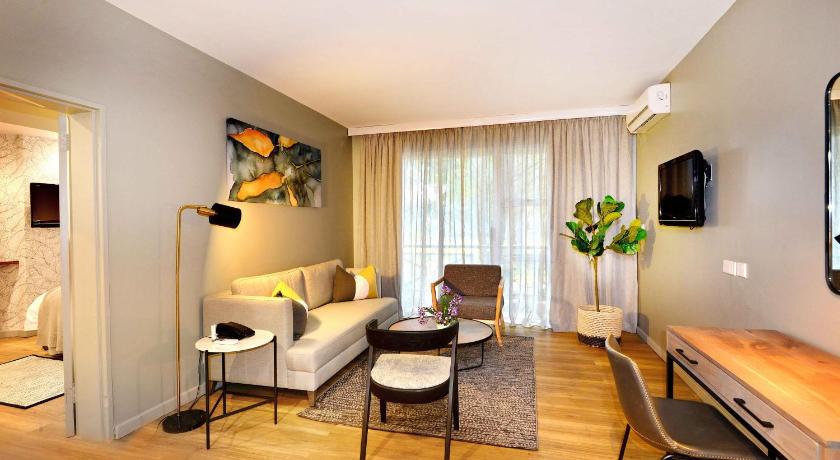 Image of Suite Room 4