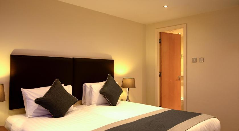 Image of Quad Executive Apartment 6