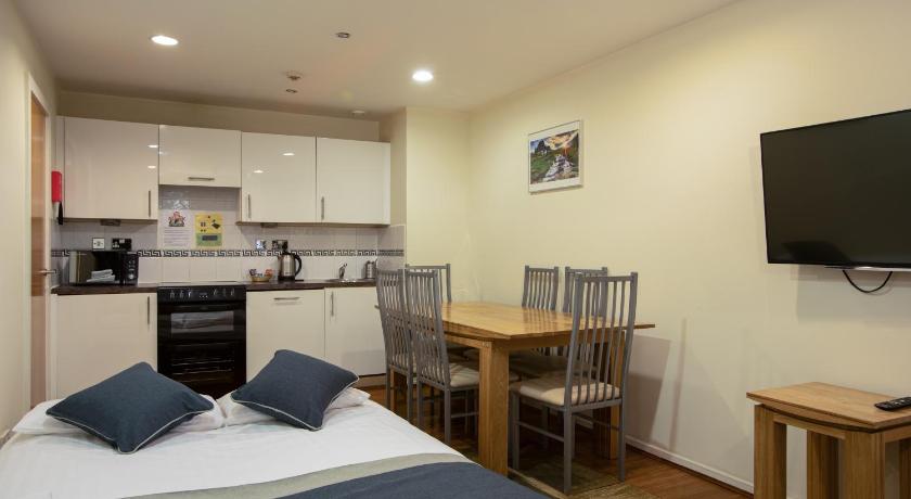 Image of Family Apartment 13