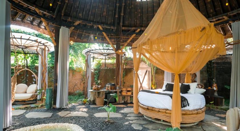 발리 Veluvana Bali 4성급 호텔 수영장