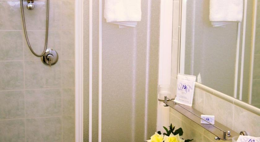 Hotel Massimo d'Azeglio photo