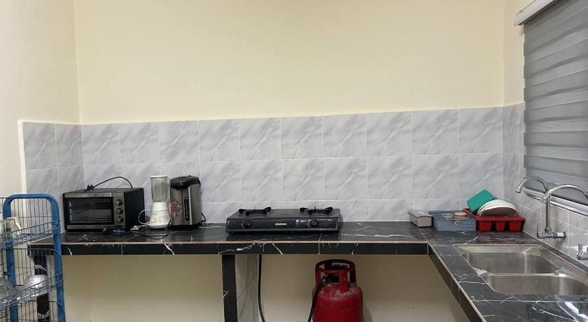 바투 파핫 바투 파핫 시티 센터의 프라이빗 하우스 (75m², 침실 2개, 프라이빗 욕실 2개) (Etosh Homestay) 3성급 게스트하우스 외관