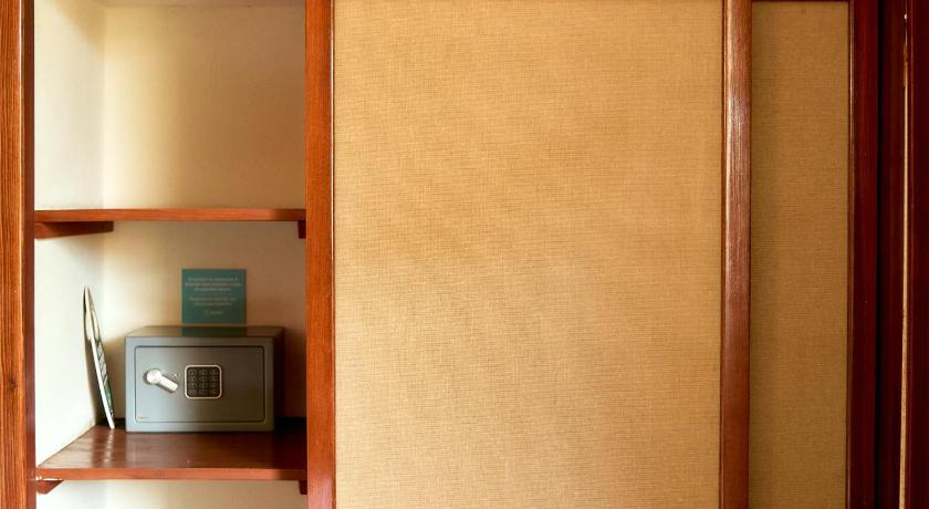 Image of Budget Double Room no TV 9