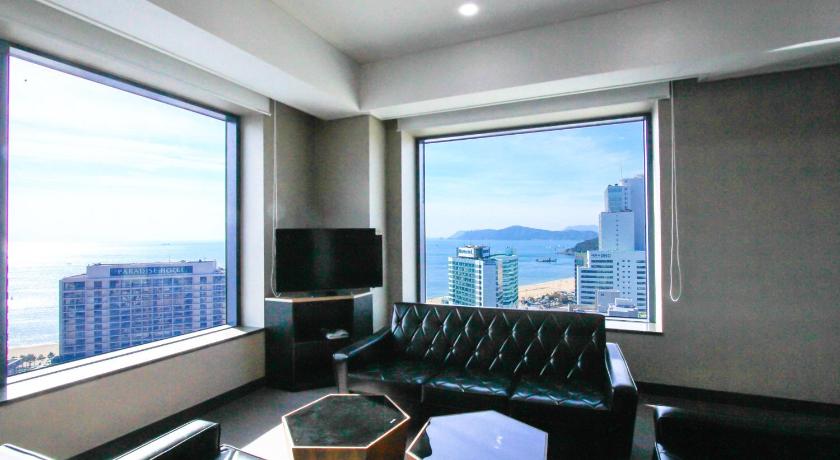 Imatge de Suite Ocean View - Hot Spring Sauna Included 1