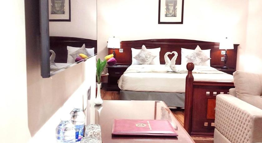 Image of Executive Suite 14