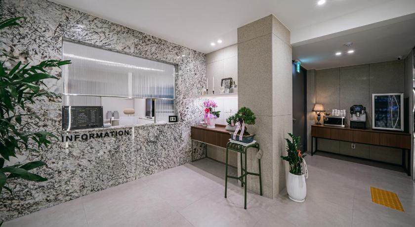 Daegu EXCO Lead Hotel 2-Star Hotel lobby