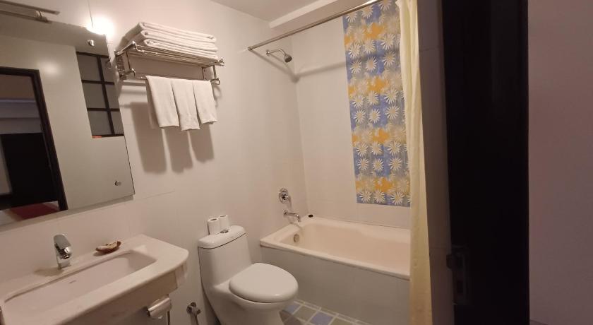 Image of Family Room 9