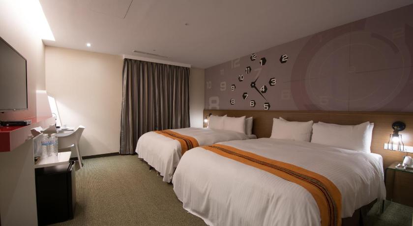Image of Deluxe Quadruple Room 1