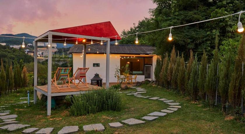 キョンサン Tokkijib Stay 3つ星 シングルルーム 外観