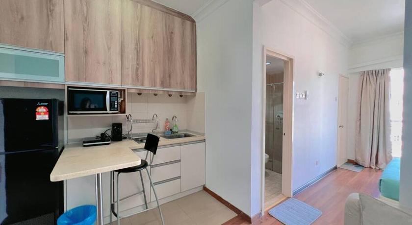 OYO 1020 Comfy 1BR Casa Mutiara - image 2