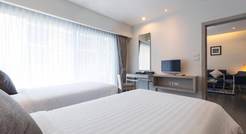 Image of One Bedroom Suite with breakfast 6