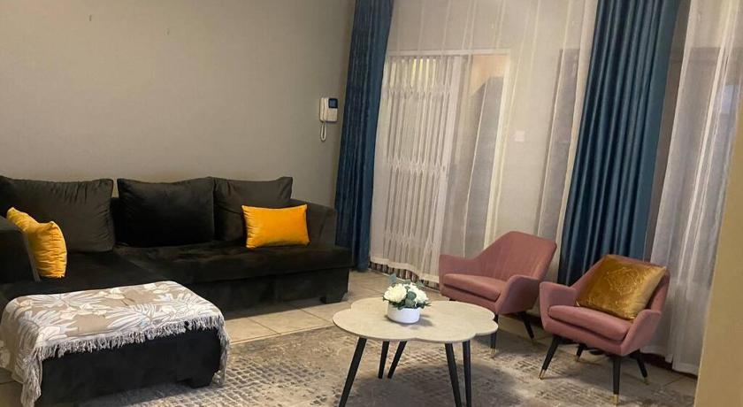 3 or 4 Beds Urban Escape Home