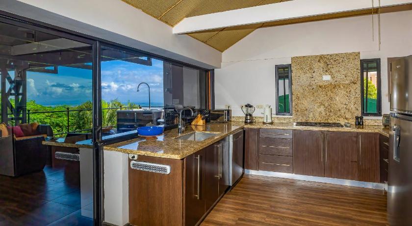 Image of Tule Casa 8
