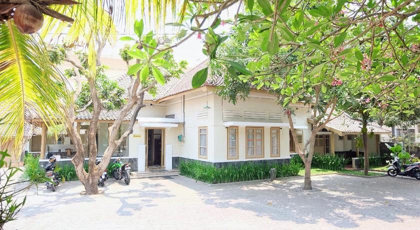 Ndalem Suratin Guesthouse