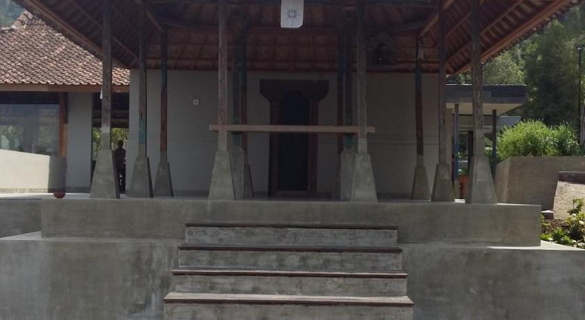 Melanting Cottages Munduk photo