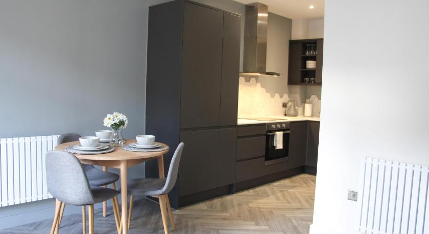 Central Luxury Apartment with Parking - image 21