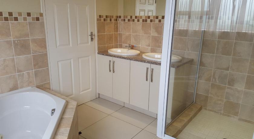 Image of Comfort Double Room with Sea View 2