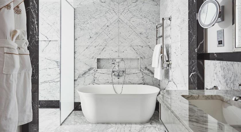 Image of Claridge’s Suite 2