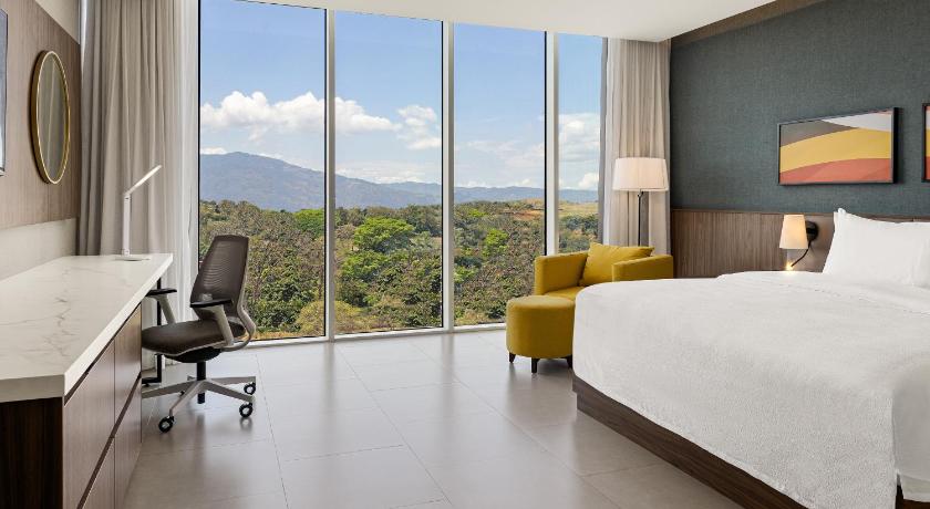 Hilton Garden Inn San Jose Airport City Mall