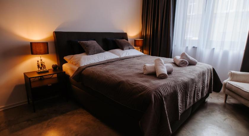 SMART LUX 7 APARTMENT BAJZOVA - centrum, AC 2x