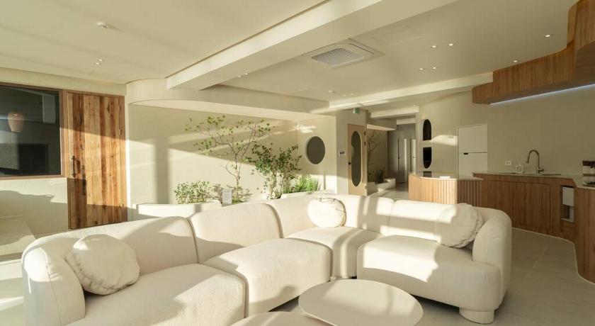 Busan The First Gwangan 5-Star Single Room view