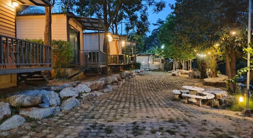 カオヤイ Tharapana Khaoyai Resort 3つ星 ホテル 眺望