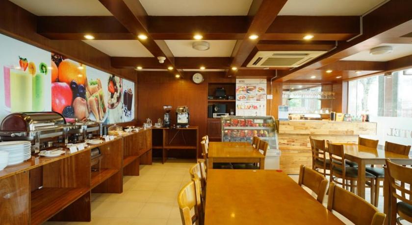 ホーチミン Hoang Yen Hotel - Phu My Hung 3つ星 ホテル 眺望