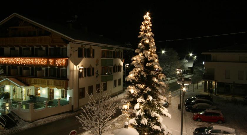 Hotel Goldene Rose photo