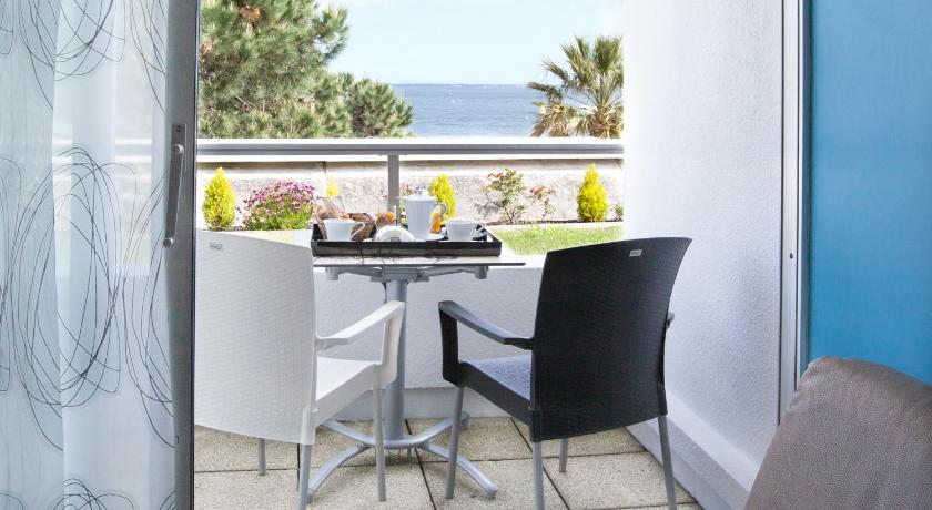 Image of Superior Double Room with Balcony - Sea View 1