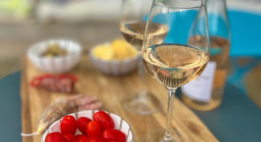 勒隆热龙 Gite BEN & NAD proche du Puy DuFou 4星级 单人房 设施