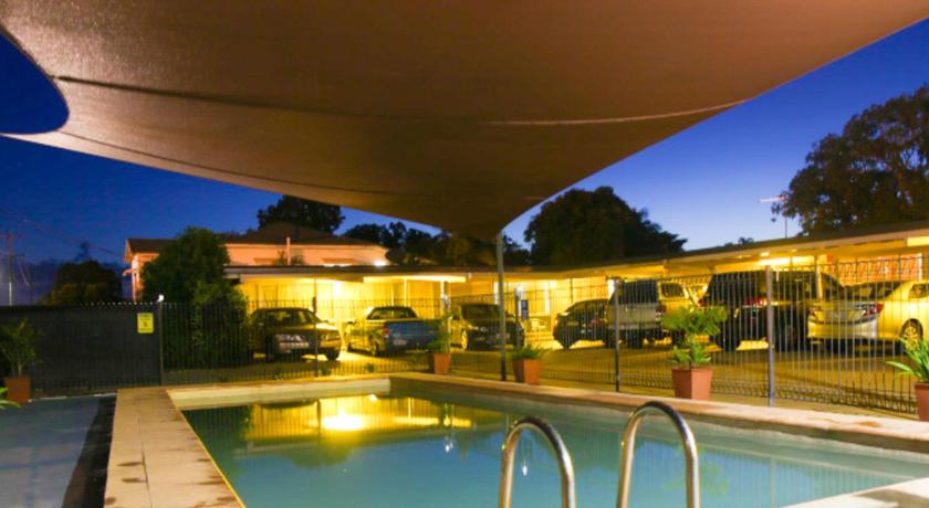 A & A Motel