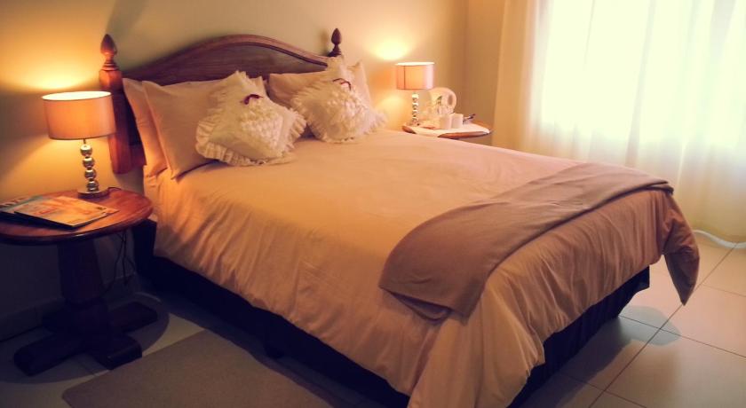 Image of Double Room with Private Shower -12 0