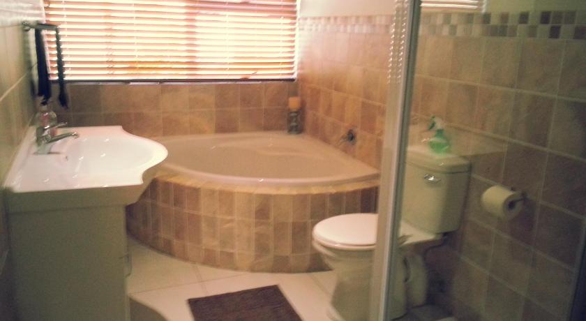 Image of Double Room with Pool View 2
