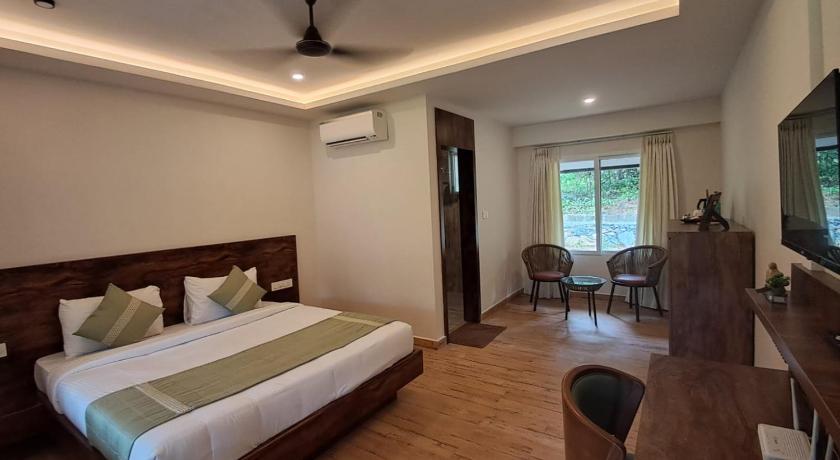 Suite with Balcony