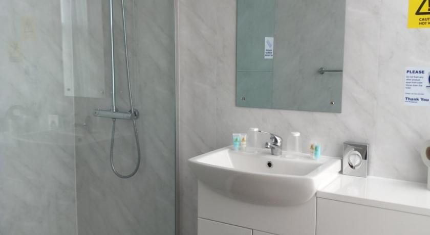 Image of Standard Single Room 6