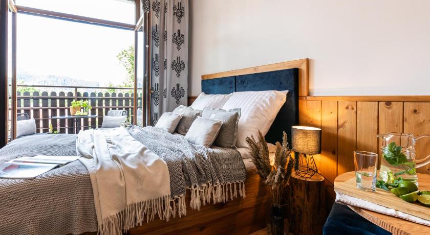 Zakopane Apartamenty - Witkiewicza 1, Zakopane 3-Star Guesthouse lobby