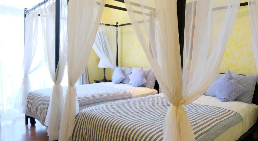 Image of Twin Room with Balcony and Sea View 0