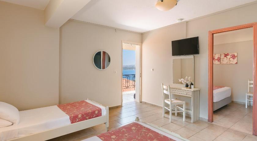 Image of Apartment with Sea View 5