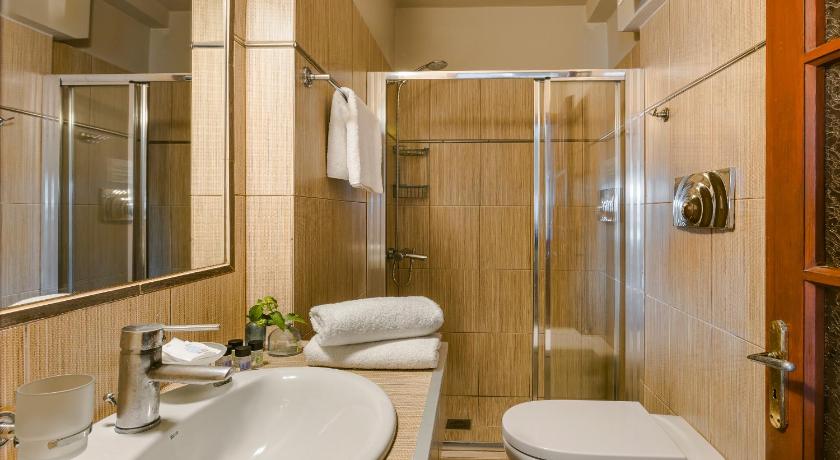 Image of Apartment with Sea View 9