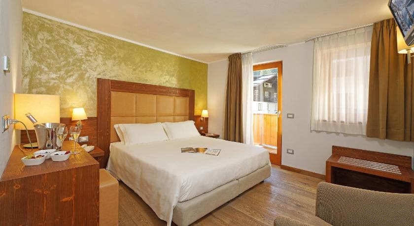 Image of Superior Double Room 0