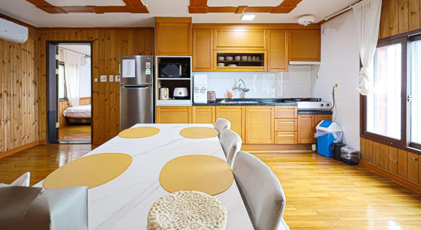 チェジュ Fantastic Ocean View Sydney Hotel 2つ星 ホテル スイート