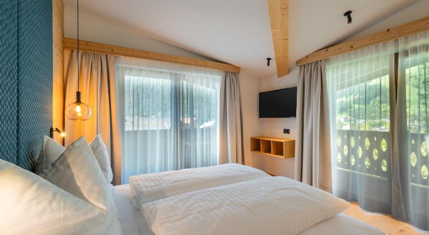 マレーベ Garni Residence Alno - Adults Only 4つ星 ホテル プール